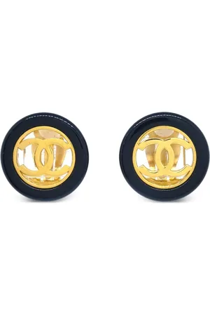 CHANEL 1997 Button earrings