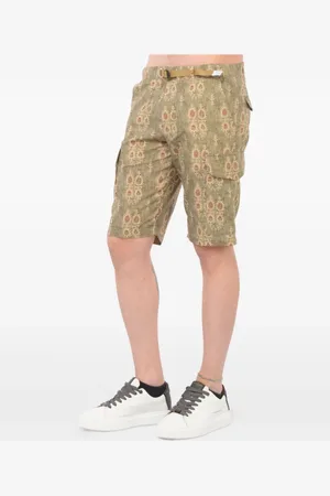 White Sand Belted printed cargo shorts