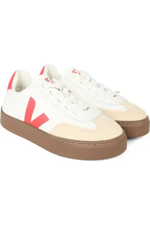 Veja Leather logo-detail sneakers
