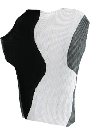 Issey Miyake Abstract Tint pleated top