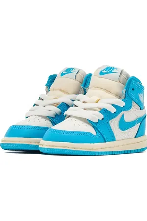 Jordan Retro high top trainers