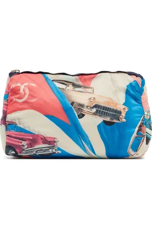 CHANEL Graphic-print clutch bag