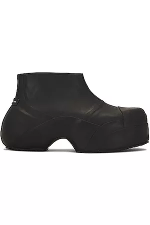 Givenchy Men Ankle Boots - Show Ankle Rain Boot in Black