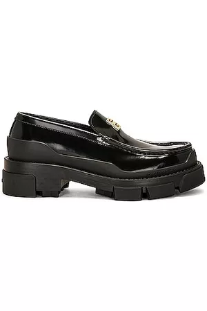 Givenchy Women Loafers - Terra Loafer in Black