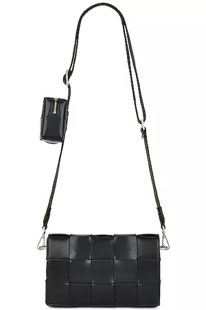 Bottega Veneta Men Wallets - Cassette On Strap Vogue Leather in Dark Green