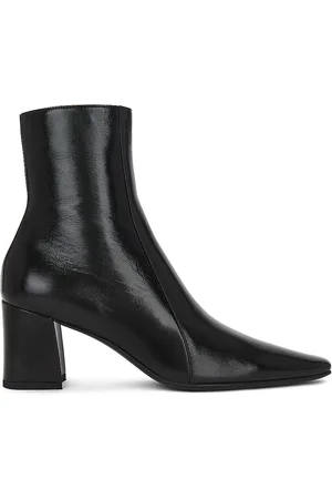 Saint Laurent Rainer Zipped Bootie in Black