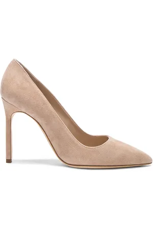 Manolo Blahnik BB 105 Suede Pumps in Nude