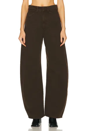 LEMAIRE High Waisted Curved Pant in Black