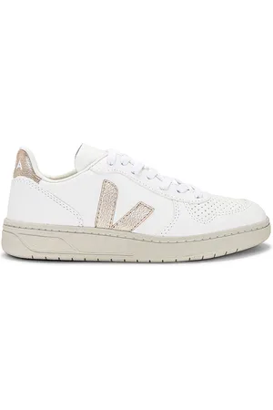 Veja V-10 Sneaker in White