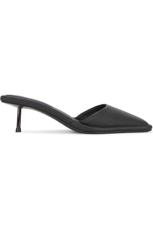 St Agni Soft Square Toe Heel in