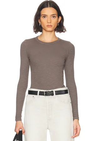 ENZA COSTA Textured Rib Long Sleeve Crewneck Top in Taupe
