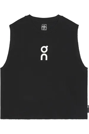 On Running Club Crew Crop in