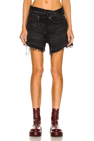 R13 Crossover Short in Black