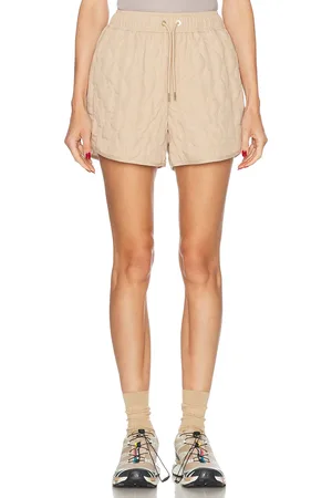 Varley Catrine Quilted Short in Taupe