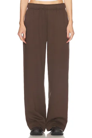 alo Accolade Straight Leg Sweatpant in Brown