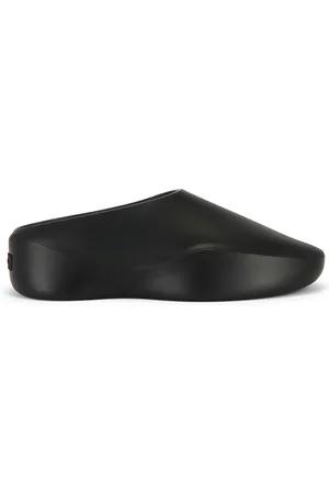 FEAR OF GOD Eva Runner Slipper in Black