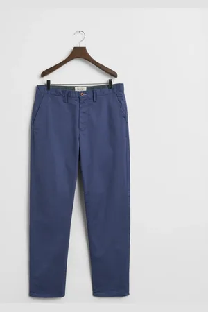 GANT Men Regular Fit Twill Chinos (30/32)