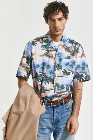 GANT Men Relaxed Fit Resort Island Print Shirt (S)