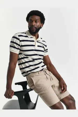 GANT Men Regular Fit Pinstriped Linen Shorts (S)