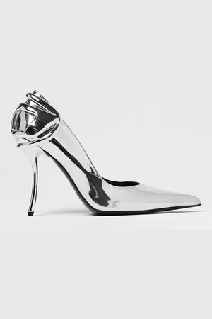 Diesel Pumps Woman color
