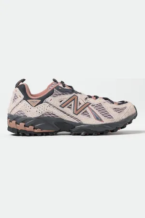 New Balance Sneakers Woman color