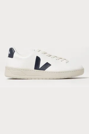 Veja Sneakers Woman color