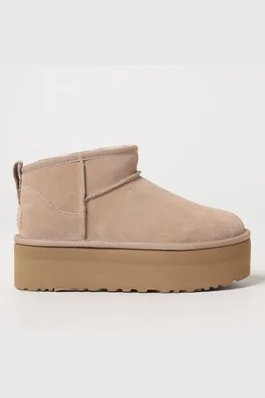UGG Flat Ankle Boots Woman color