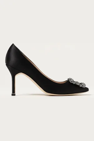 Manolo Blahnik Hangisi pumps in satin with broche