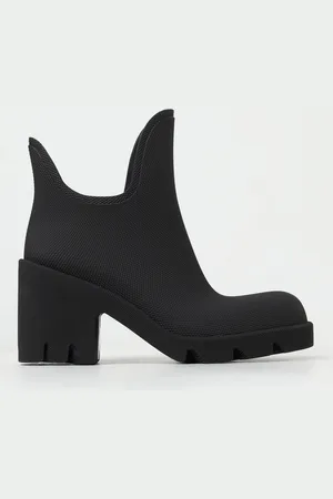 Burberry Flat Ankle Boots Woman color
