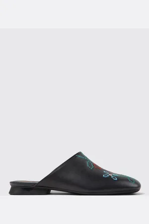 Camper Shoes Woman color