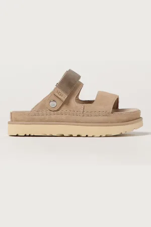 UGG Flat Sandals Woman color