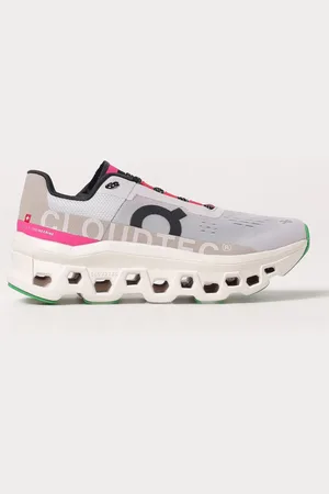 On Running Sneakers Woman color