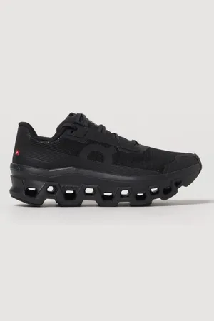 On Running Sneakers Woman color