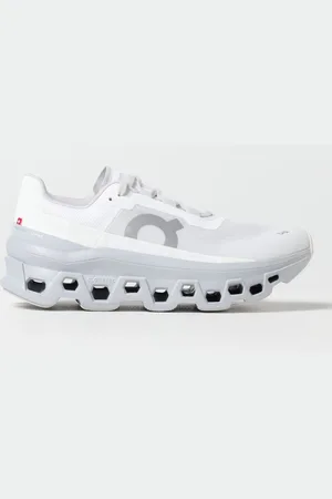 On Running Sneakers Woman color