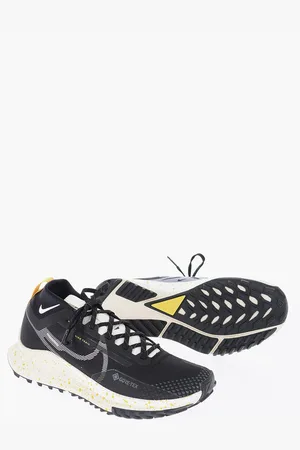Nike Contrast Sole Fabric PEGASUS TRAIL 4 Low-Top Sneakers