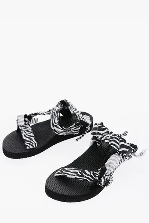 Arizona Love Zebra Patterned TREKKY Sandals with Velcro Closure