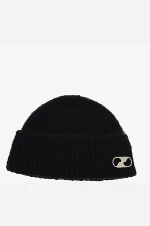 We11 Done Ribbed Beanie With Silver Effect Detail