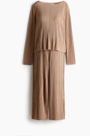 H&M MAMA 2-piece Plissé Set