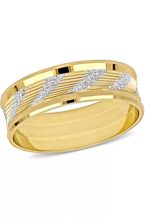 Amour Men Jewelry - Men's 6mm Ribbed and Striped Curved Wedding Band in 14k Yellow Gold