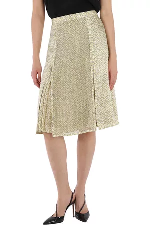 Burberry skirt 2024 size 4