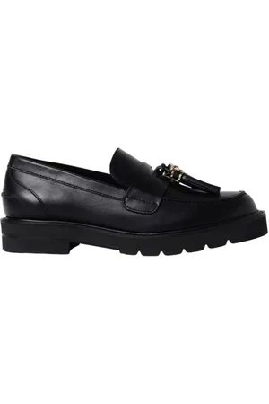 Stuart Weitzman Parker Leather Loafers, Brand Size 38 ( US Size 7.5 )