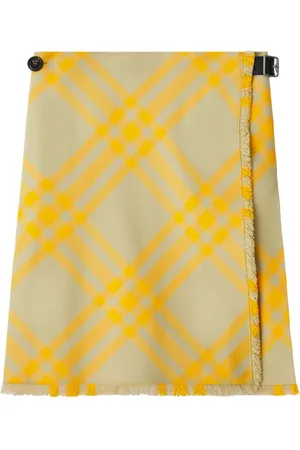 Burberry Check-Pattern Frayed Skirt, Brand Size 6 (US Size 4)