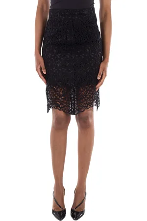 Burberry Floral Lace Detailed Skirt, Brand Size 4 (US Size 2)