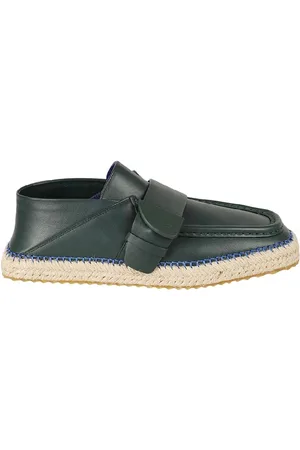 Burberry Deck Low Top Leather Espadrilles, Brand Size 40 ( US Size 7 )