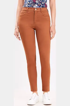 LOFT Curvy Five Pocket Skinny Pants in Sateen