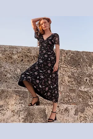 LOFT Metallic Clip Flutter Sleeve Midi Dress