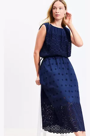 LOFT Petite Eyelet Midi Pocket Skirt