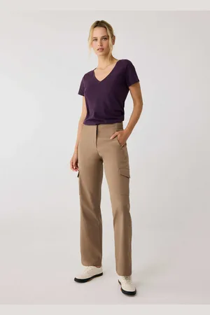 Lolë Miles Cargo Pant