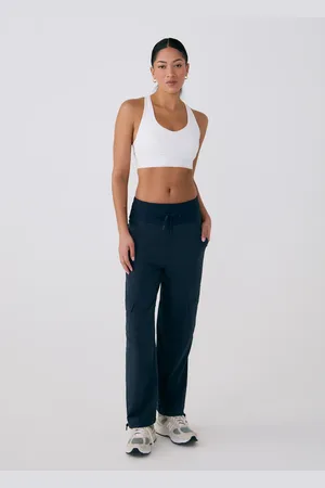 Lolë Momentum Cargo Pants