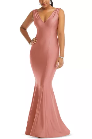 Dessy Collection Women's Ruched-Shoulder Sleeveless Mermaid Gown
